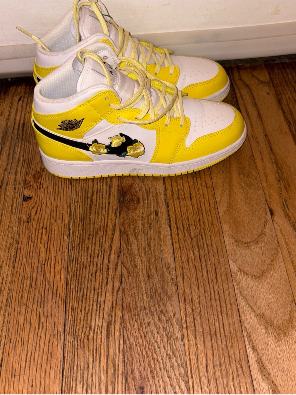 Jordan Kids Yellow and White Floral High-Top Sneakers